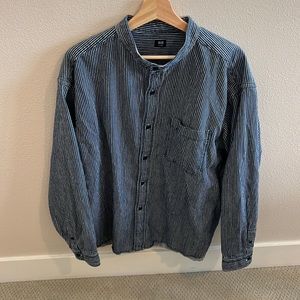 Uniqlo Men’s Button Down